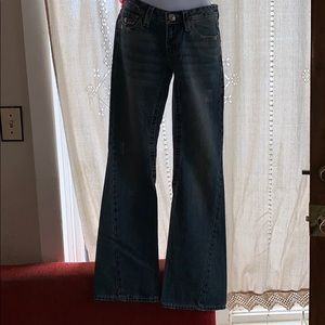 True Religion Billy bootcut size 28